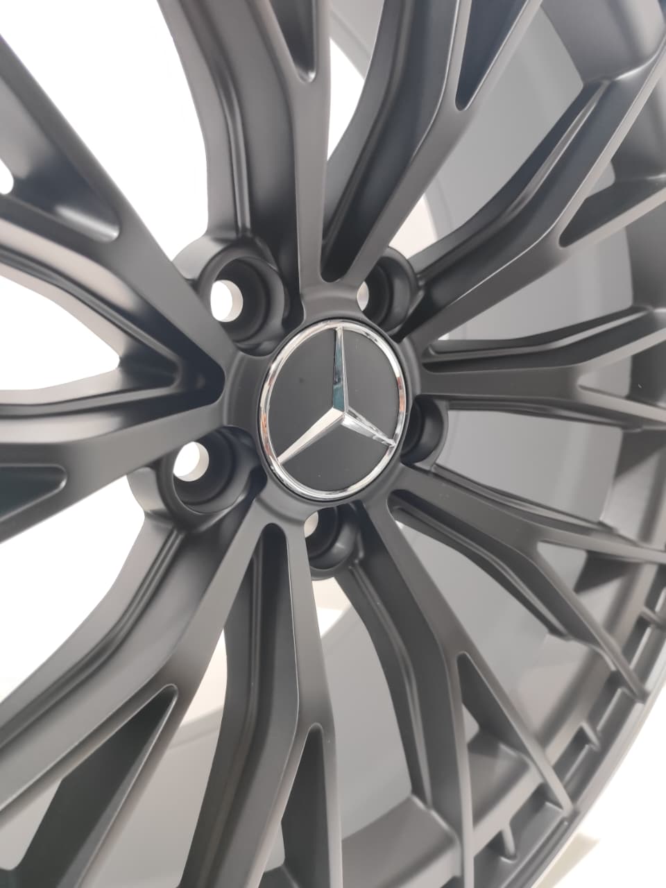 JOGO DE RODA MERCEDES R6337 ARO 20 - Imagem 3