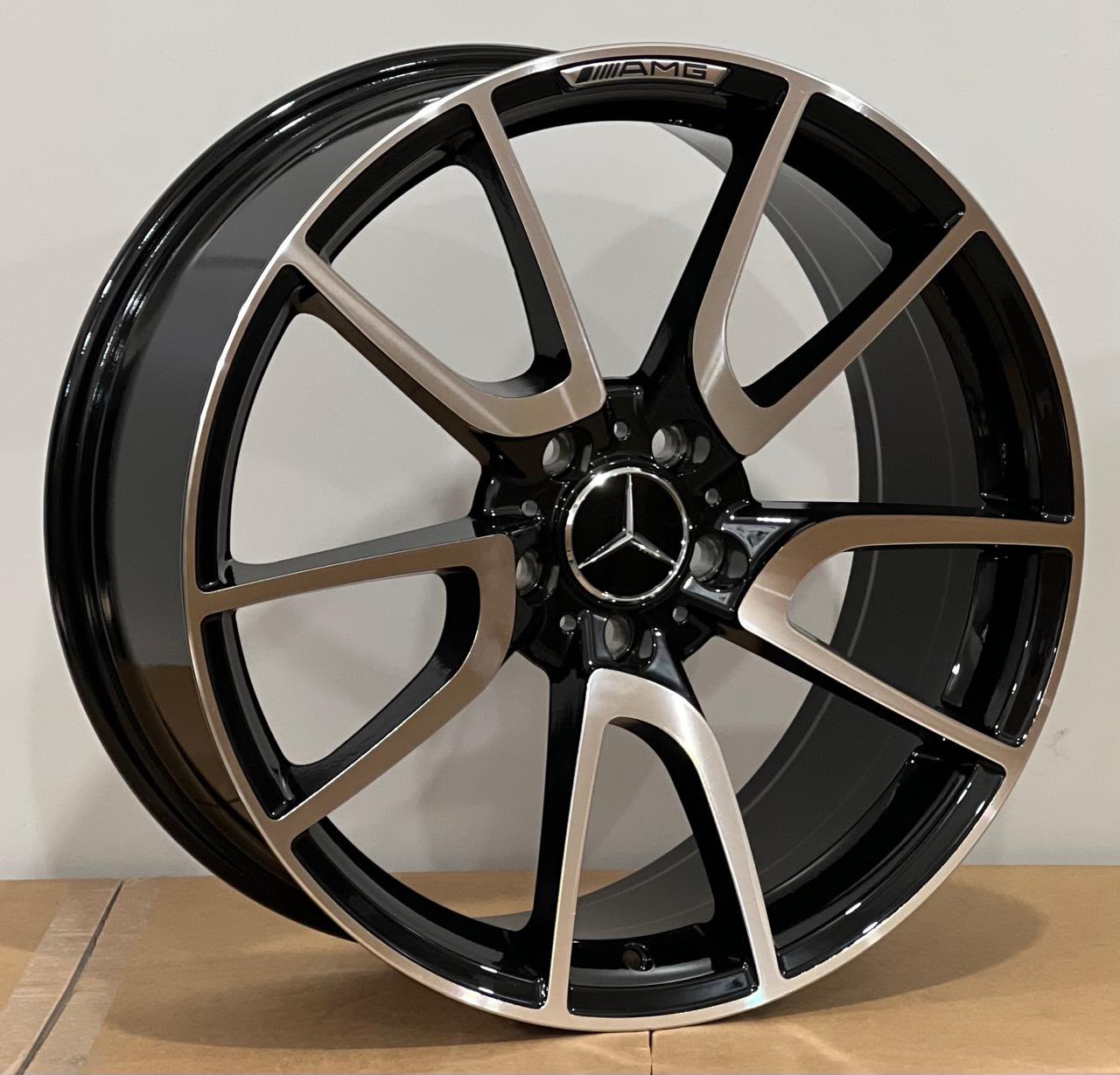 JOGO DE RODA MARECEDES AMG CLASSE C ARO 19